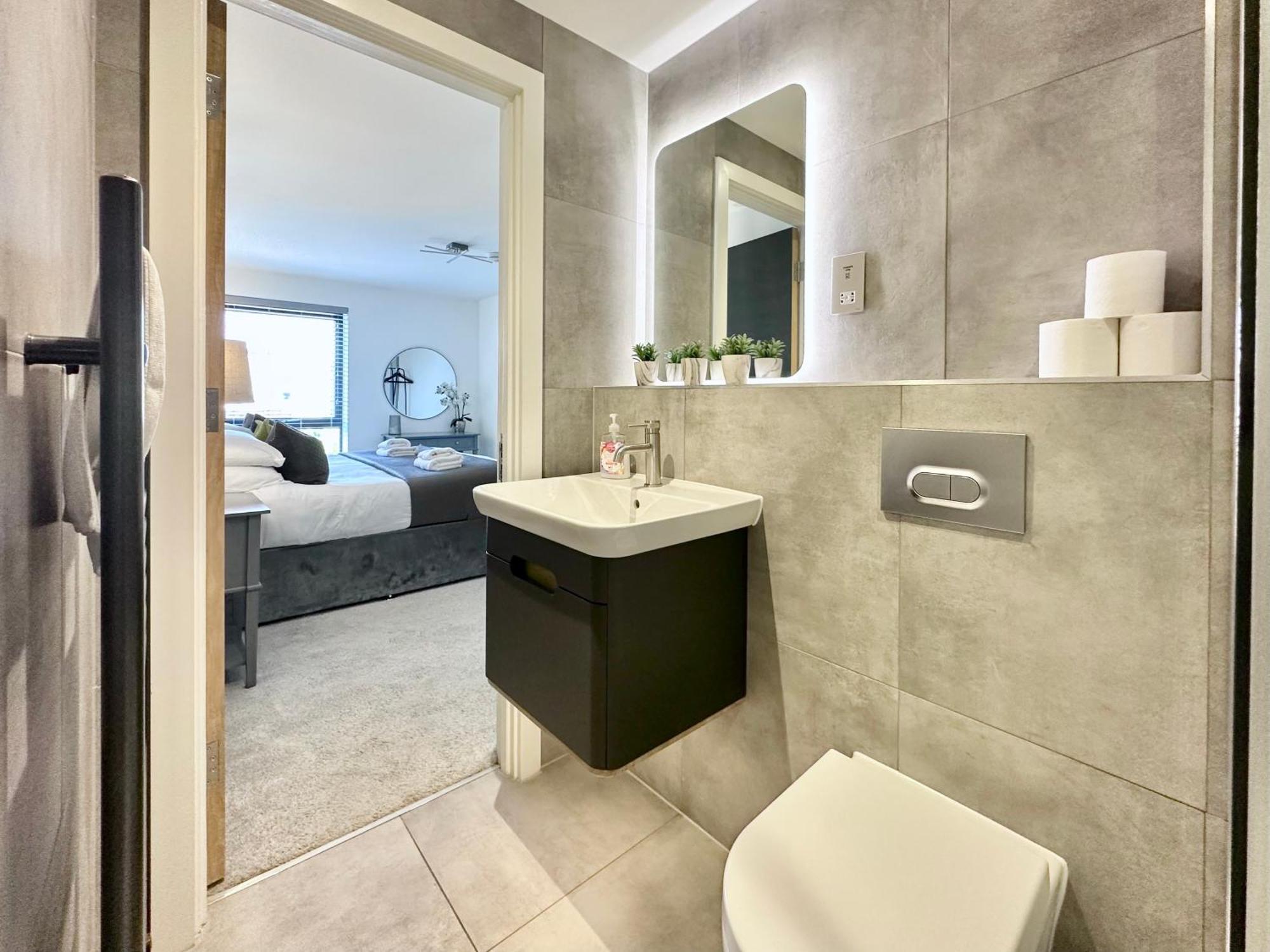 Icona Luxury Apartment With Minster Views & Allocated Parking York Luaran gambar